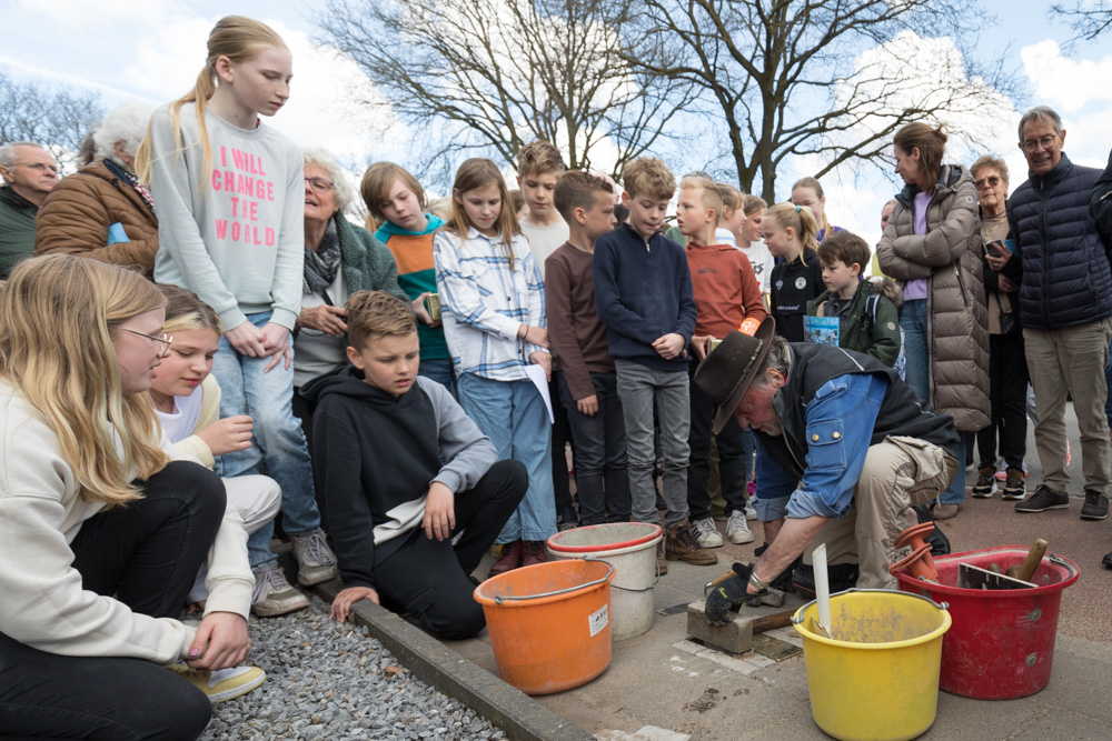 Fotoreportage nieuwe Stolpersteine in Otterlo