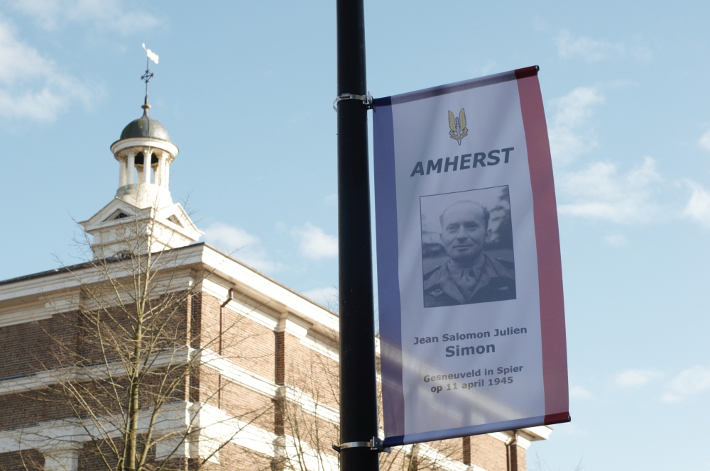 Fotoverslag herdenking operatie Amherst in Assen