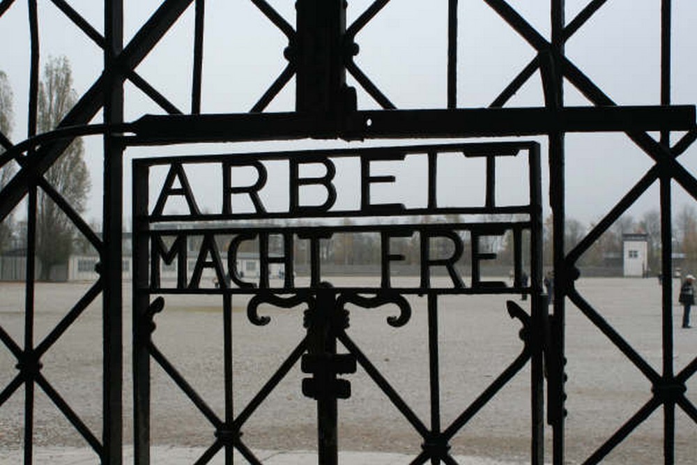 Almelo en het wonder van Dachau