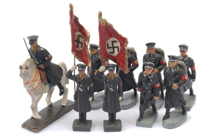 Nazi-miniaturen geveild in Engeland