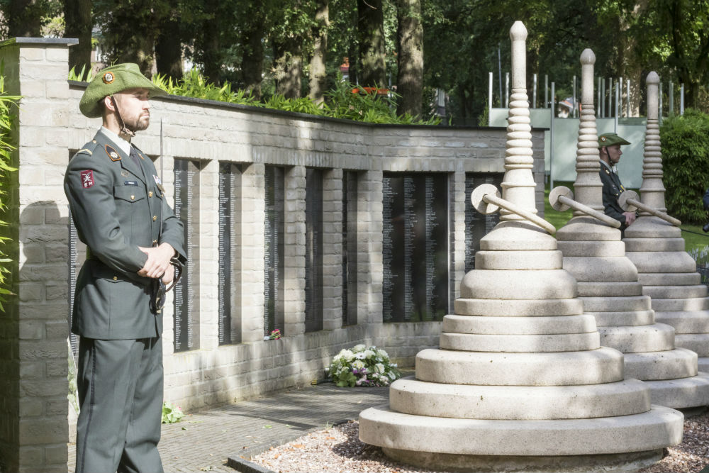 52e Herdenking Dodenspoorwegen WO-II op Bronbeek