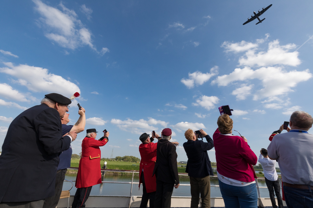 Fotoverslag boottocht Britse veteranen op 4 mei 2022