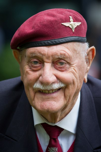 Arnhem veteraan Harry Dicken overleden