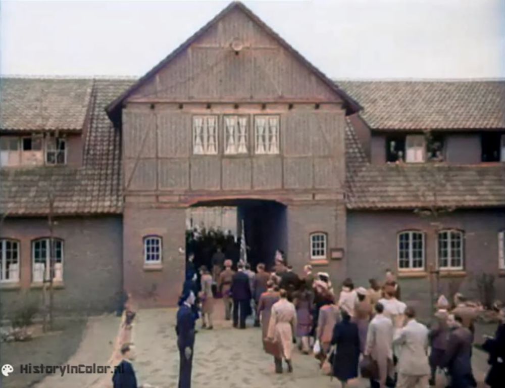 Filmbeelden van herdenking 1946 in Vught nu in kleur