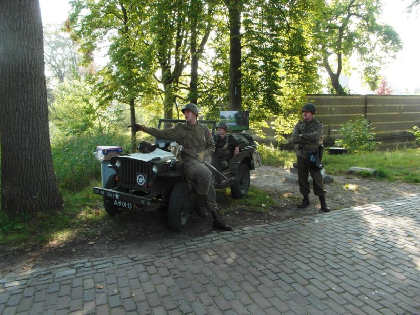 Fotoverslag Kasteel Heeswijk-Dinther Terug naar September 1944