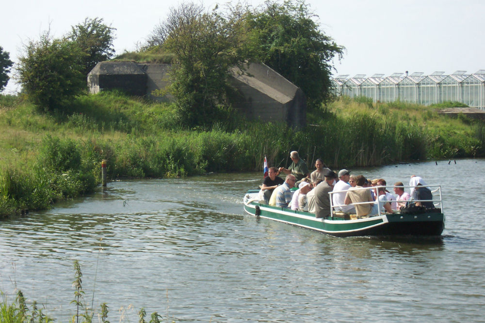 Boottocht over voormalige tankgracht