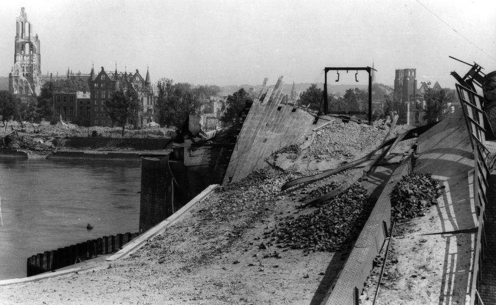 Twee nieuwe publicaties over frontstad Arnhem 1944-1945