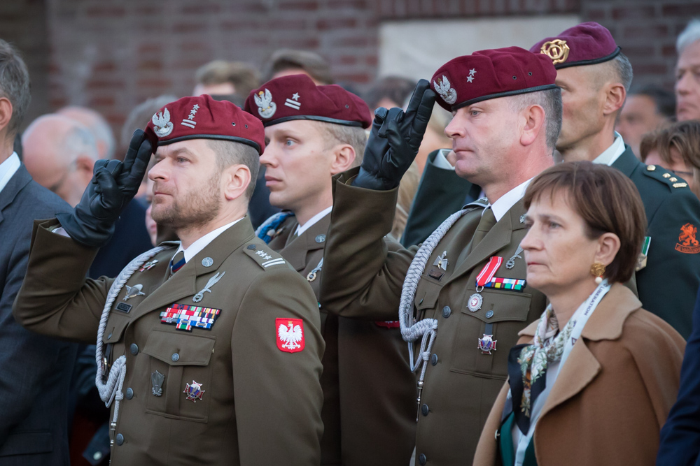 Fotoreportage Herdenking Slag om Arnhem in de 'Berenkuil'