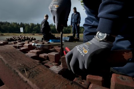 102.000 Stenen opgeknapt op terrein kamp Westerbork