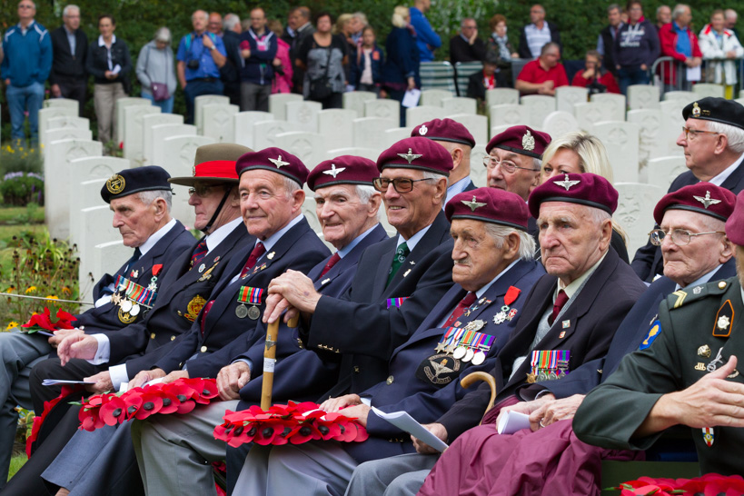 Fotoverslag Herdenking begraafplaats Oosterbeek