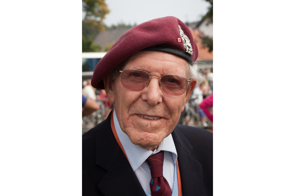 Arnhem veteraan John Crosson overleden