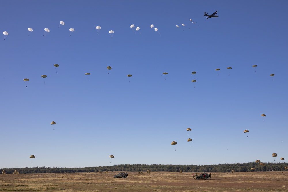 Fotoverslag Airborne luchtlandingen en herdenkingen 2019