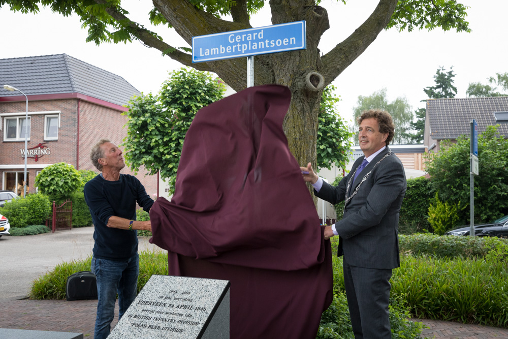 Fotoverslag onthulling straatnaamborden voor verzetsstrijders