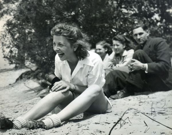 Expositie ‘Dansen met de vijand’ in kamp Vught