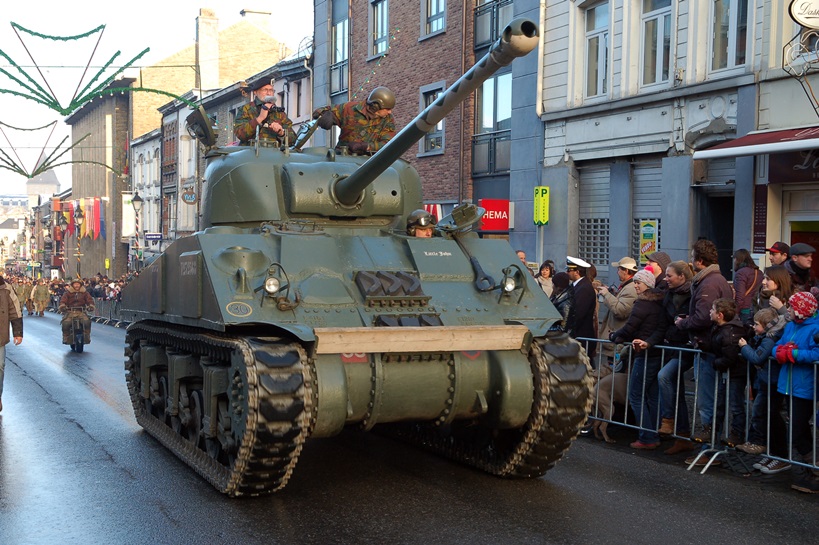 Fotoverslag Parade Bastogne 2014