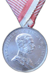 Grand Silver Medal for Bravery (Silver Medal for Bravery 1st Class)