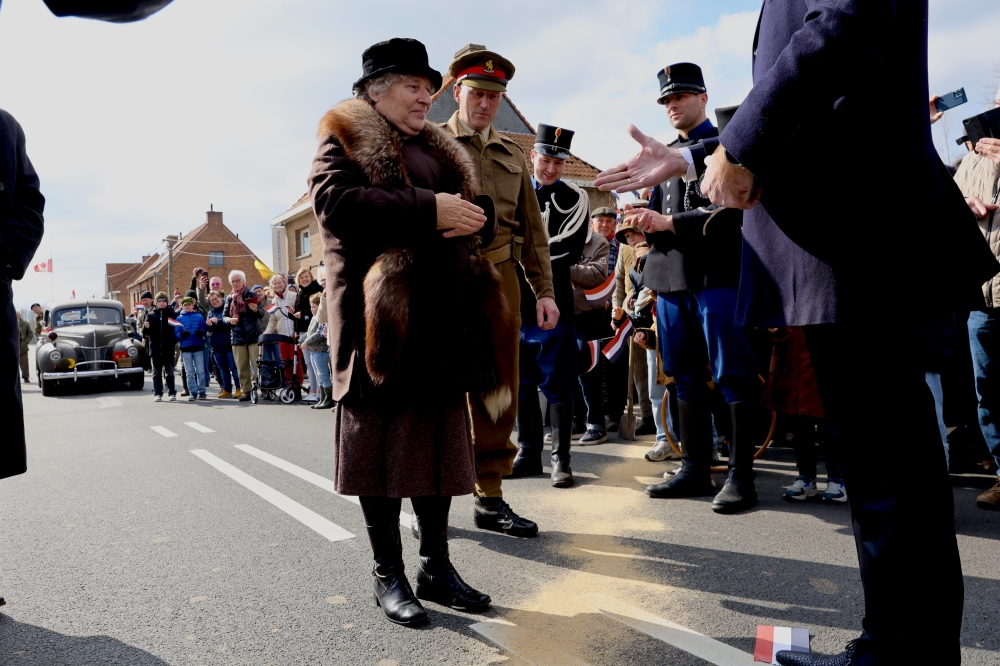Intocht koningin Wilhelmina na 80 jaar nagespeeld.