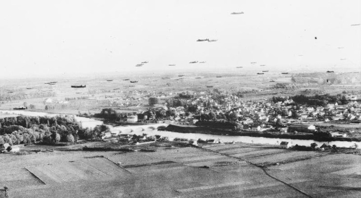 Photo: Lancasters Carrying Destruction to Le Creusot.